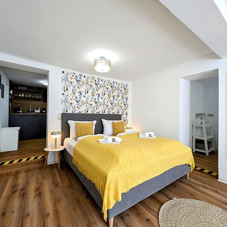 Bohnapartments - Design Suiten Am Markt - Vollausstattung - Wlan - Zentrum Ильменау Экстерьер фото