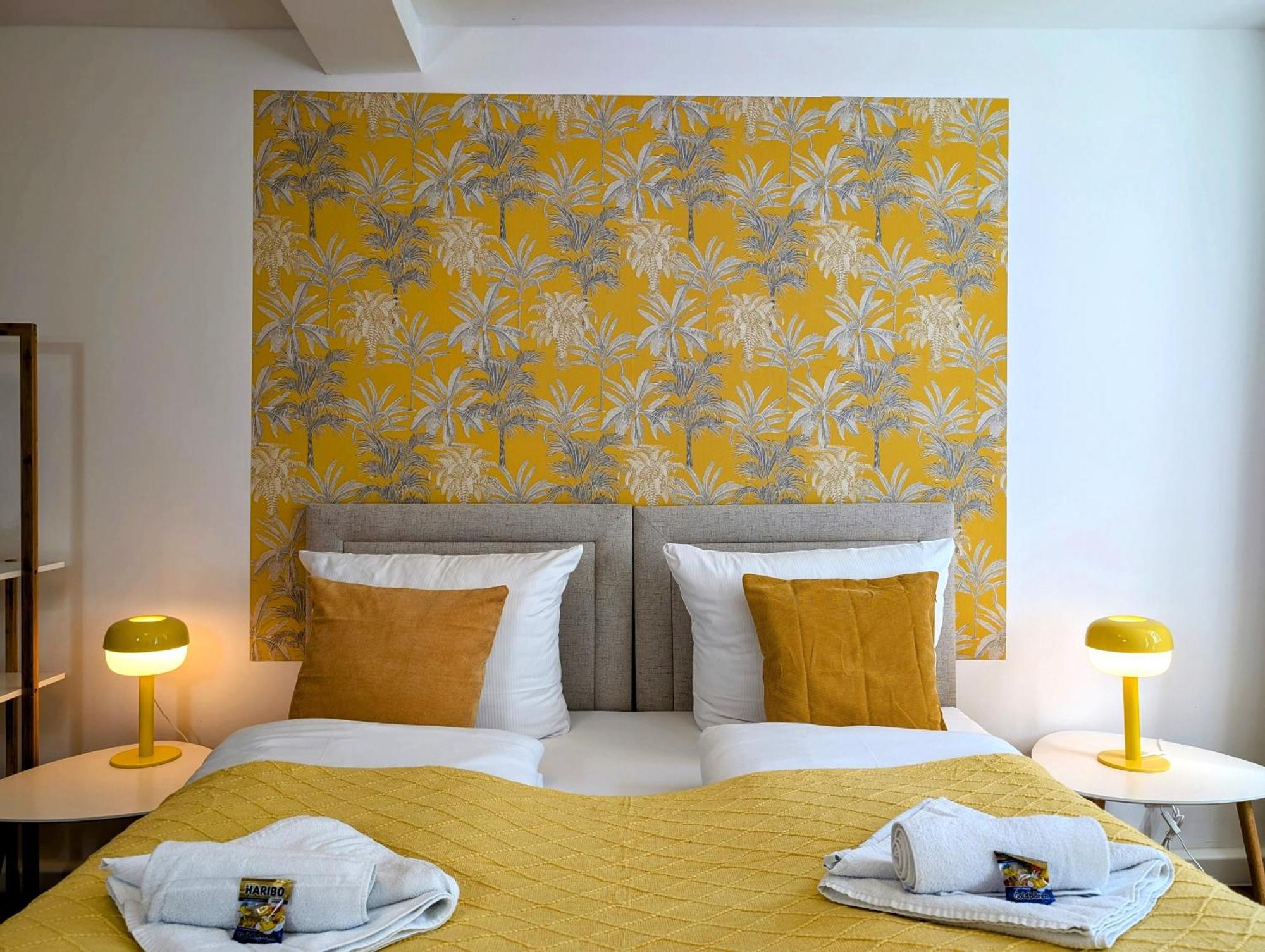 Bohnapartments - Design Suiten Am Markt - Vollausstattung - Wlan - Zentrum Ильменау Экстерьер фото