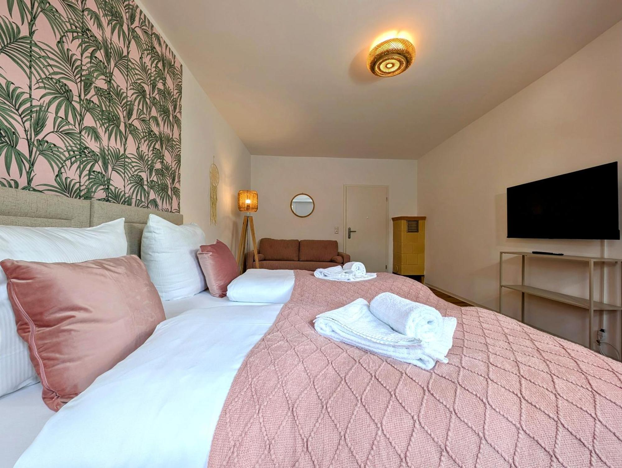 Bohnapartments - Design Suiten Am Markt - Vollausstattung - Wlan - Zentrum Ильменау Экстерьер фото